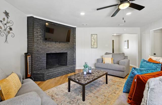 405 Tate Cir photos photos 405 Tate Cir photos photos