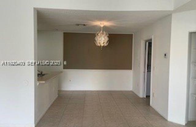 18324 NW 68 photos photos