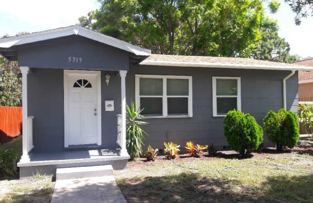Beautifully Appointed 3/2 w Garage For Rent - Close to Downtown St Pete and the Beaches! - 5319 5th Avenue North, St. Petersburg, FL 33710