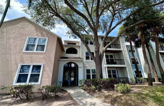 2317 N Congress Ave photos photos