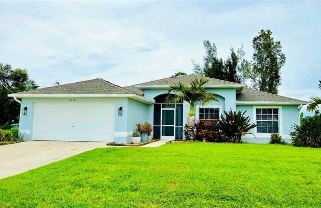 1139 SW 18th Avenue photos photos