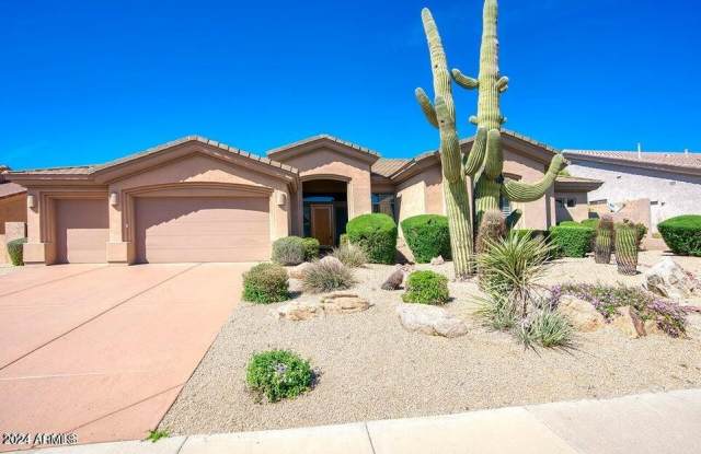 7642 E LA JUNTA Road - 7642 East La Junta Road, Scottsdale, AZ 85255