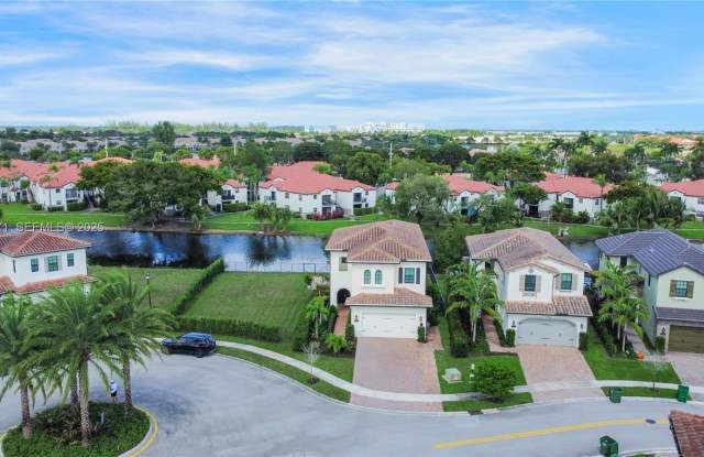 11865 SW 13th Ct photos photos