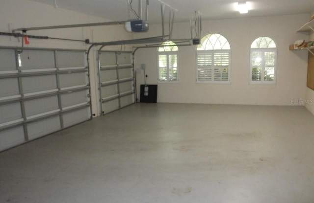 208 HEATHERWOOD COURT Gallery 4