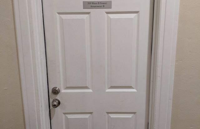 One Bedroom Loft Apartment Available in Historic Downtown Russellville-ALL UTILITIES PAID photos photos