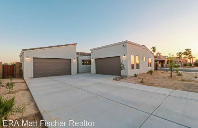 14837 E 47th Ln Gallery 3