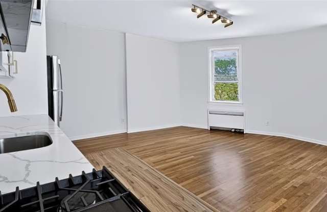 1700 Kennedy Boulevard Gallery 3