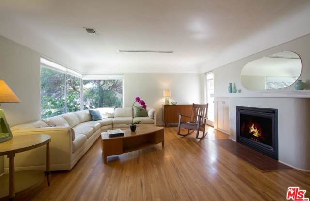 1631 ASHLAND Avenue Gallery 3