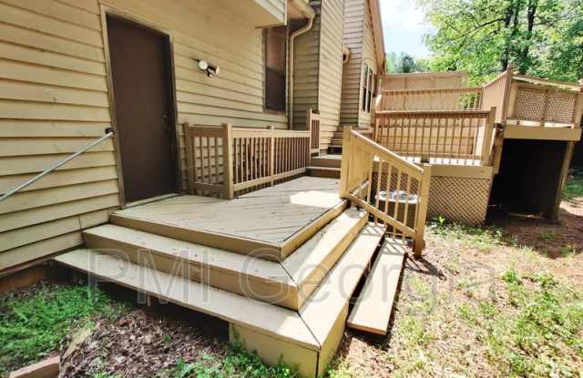 3961 Rocmar Dr Gallery 3