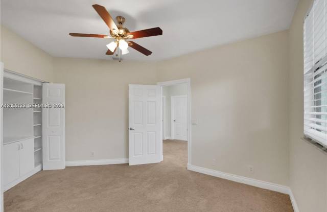 980 Woodland Avenue, West Palm Beach, FL 33415 - 1265 photos photos