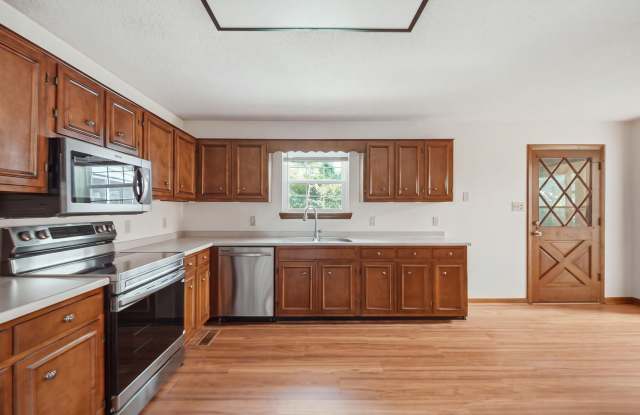 3 bedroom East Brainerd Ranch! Gallery 4