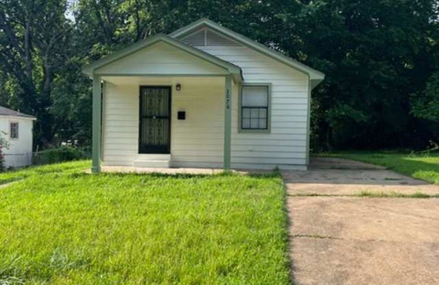 4 Success is now offering this cute 3bd/2ba home in the Castalia Heights area. photos photos