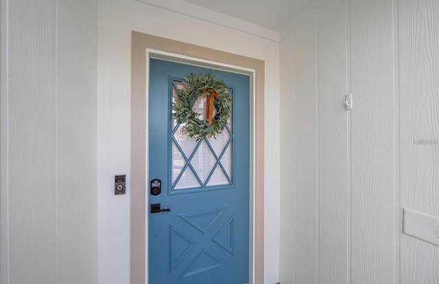 1211 CAPRI ISLES Boulevard Gallery 4