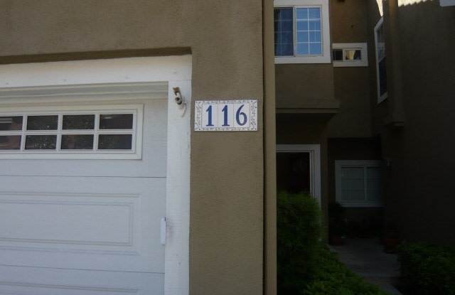 116 Matisse Circle Gallery 2