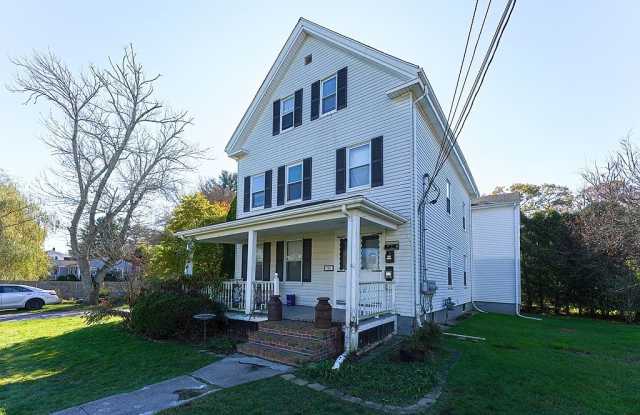 134 Briggs St Gallery 1