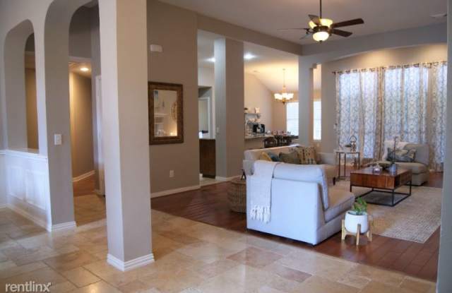 2808 Stanford Dr Gallery 3