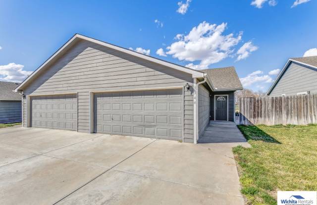 3 bedroom, 2 bath duplex photos photos
