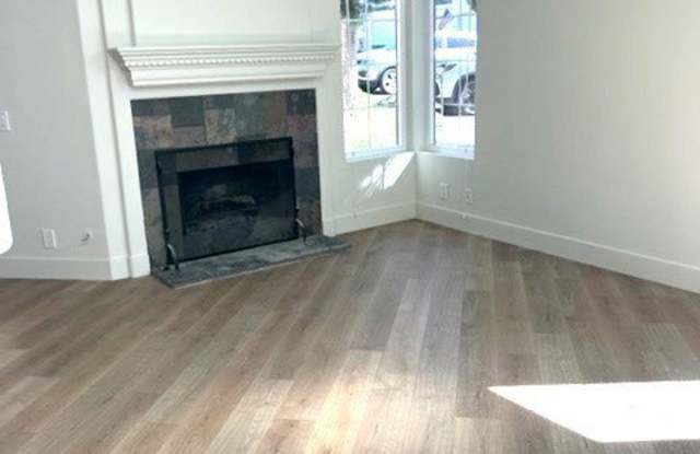 192 Shorebreaker Drive Gallery 4