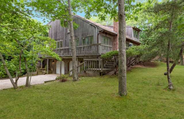 104 Waterhole Rd Gallery 2