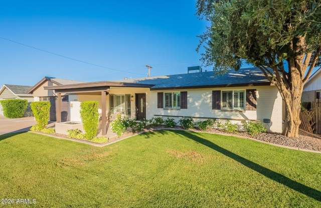 8263 E Cypress Street Gallery 2