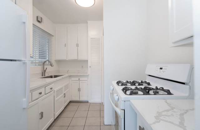Charming One Bedroom In Point Loma/Shelter Island! photos photos