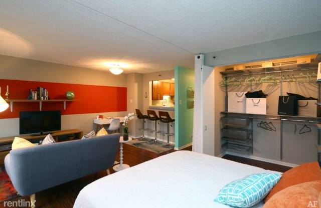 651 N Mcclurg Ct Gallery 3