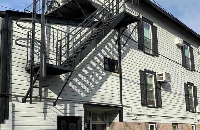 6 FERRY STREET - 6 Ferry Street, Lambertville, NJ 08530