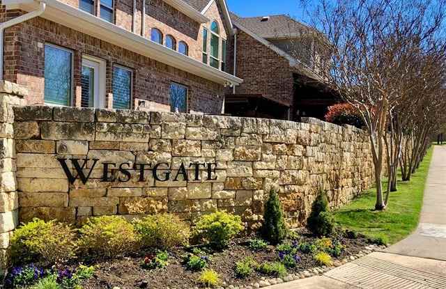 2204 Churchill Loop - 2204 Churchill Loop, Grapevine, TX 76051
