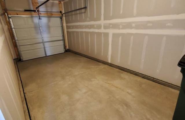 3 bedroom townhome in university photos photos