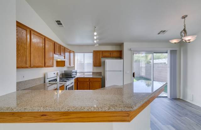 SUMMERLIN BEAUTY*3 LARGE BEDROOMS*UPGRADED* photos photos