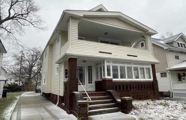 3667 W 140th St photos photos