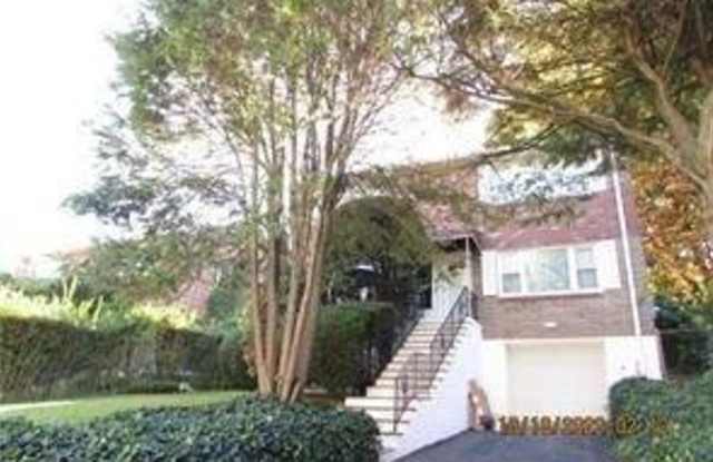 750  Palmer Rd photos photos