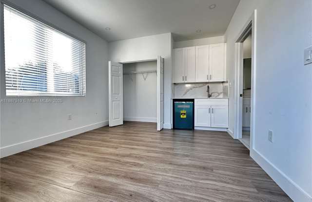 2931 NW 57 St - 2931 Northwest 57th Street, Brownsville, FL 33142