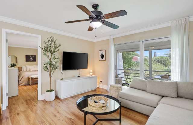 2700 Fiore Way - 2700 Fiore Way, Delray Beach, FL 33445