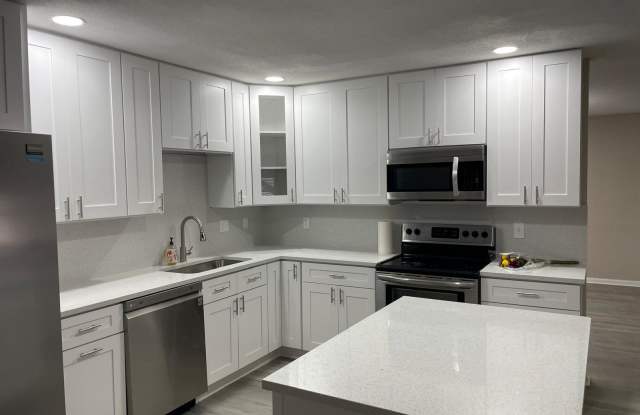 4550 Ewell Rd photos photos