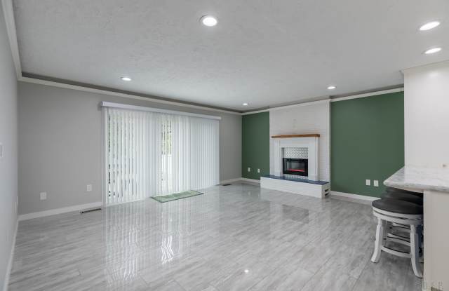 29889 Riverview Drive Gallery 3