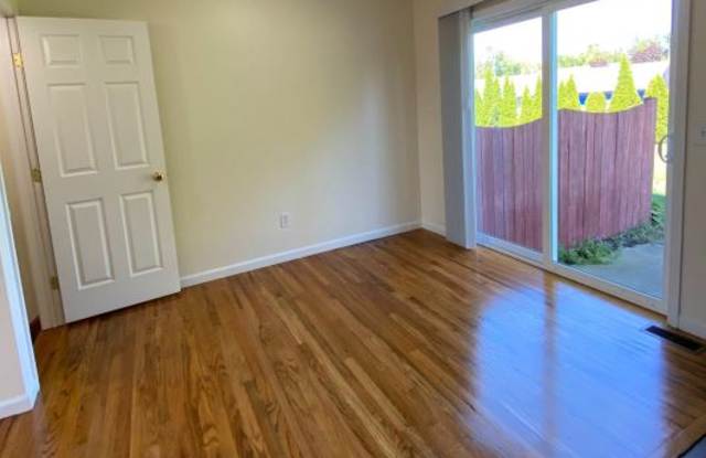 204 Betsinger Rd. Apt 10 Gallery 3
