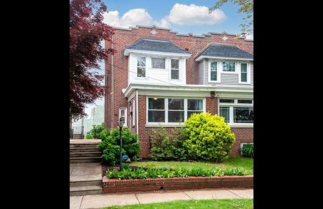 207 N PENN STREET photos photos