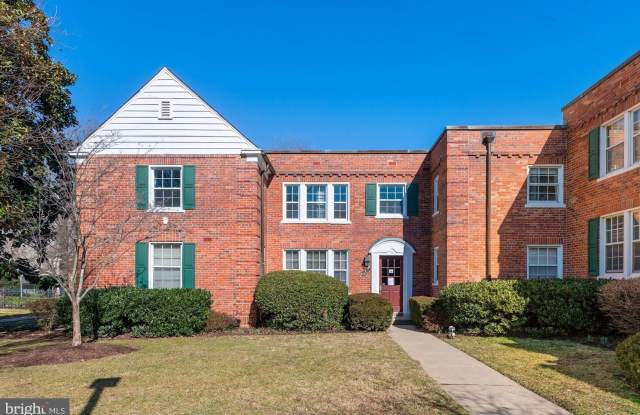 1817 N QUEENS Lane photos photos