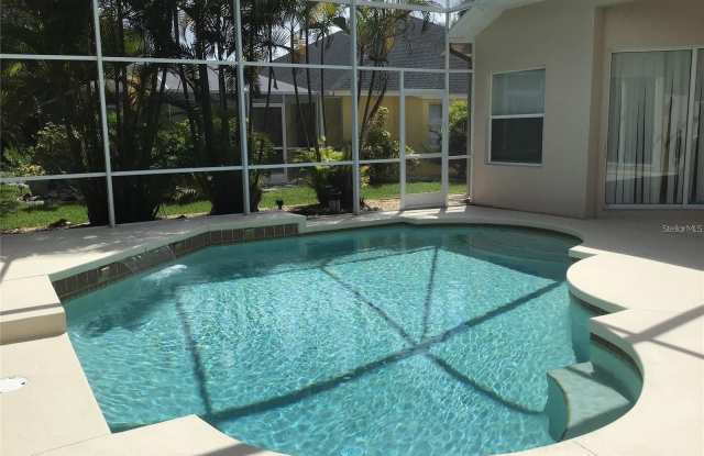 1292 W HILLSBOROUGH BOULEVARD Gallery 2