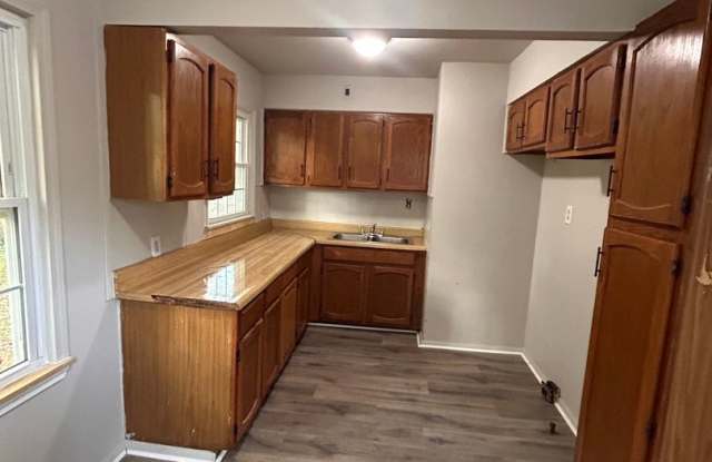 4410 Plaza Dr. Gallery 4