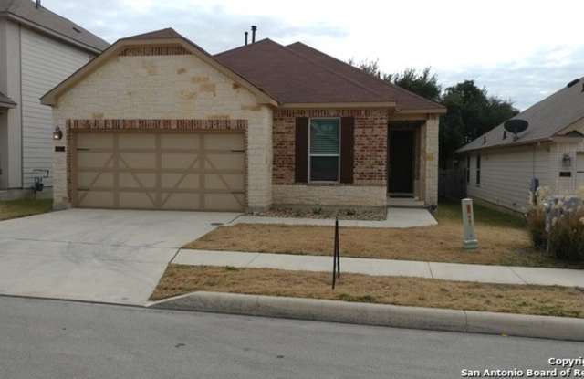 129 ROLLING CREEK - 129 Rolling Creek, Boerne, TX 78006