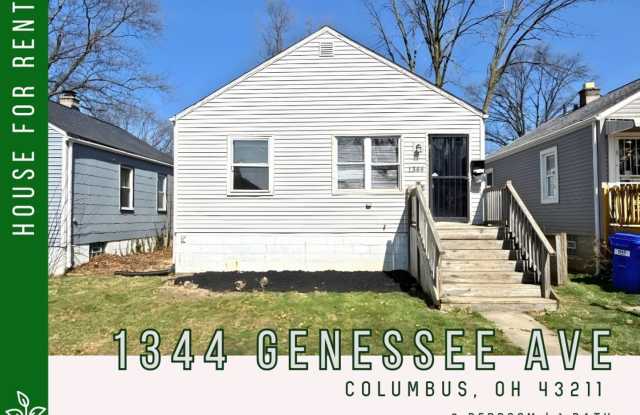 Move-In Ready 2BR Home w/Full Fenced In Yard + Bonus Room Basement! photos photos
