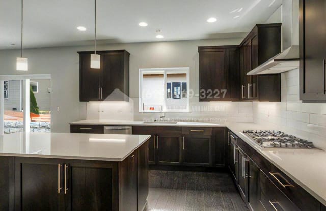 3029 125th Pl SE - 3029 125th Place Southeast, Eastmont, WA 98208