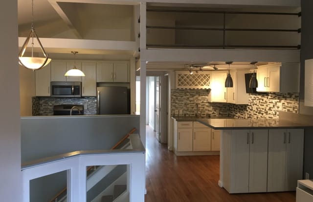 14005 Arthur Ave., #12 - 14005 Arthur Avenue, Paramount, CA 90723