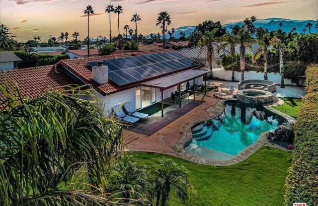 2011 N San Antonio Rd - 2011 North San Antonio Road, Palm Springs, CA 92262