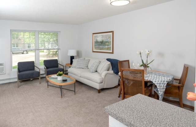 Briarcliff Apartments - Senior Housing Gallery 3