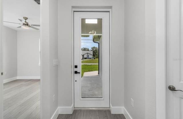 26221 SANDHILL Boulevard Gallery 2