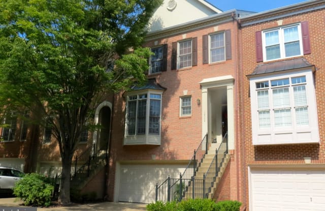 10504 JAMES WREN WAY - 10504 James Wren Way, Fairfax, VA 22030