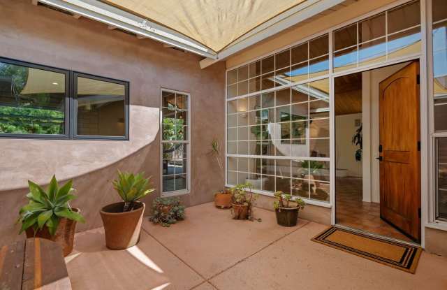 343 Peach Grove Lane Gallery 3